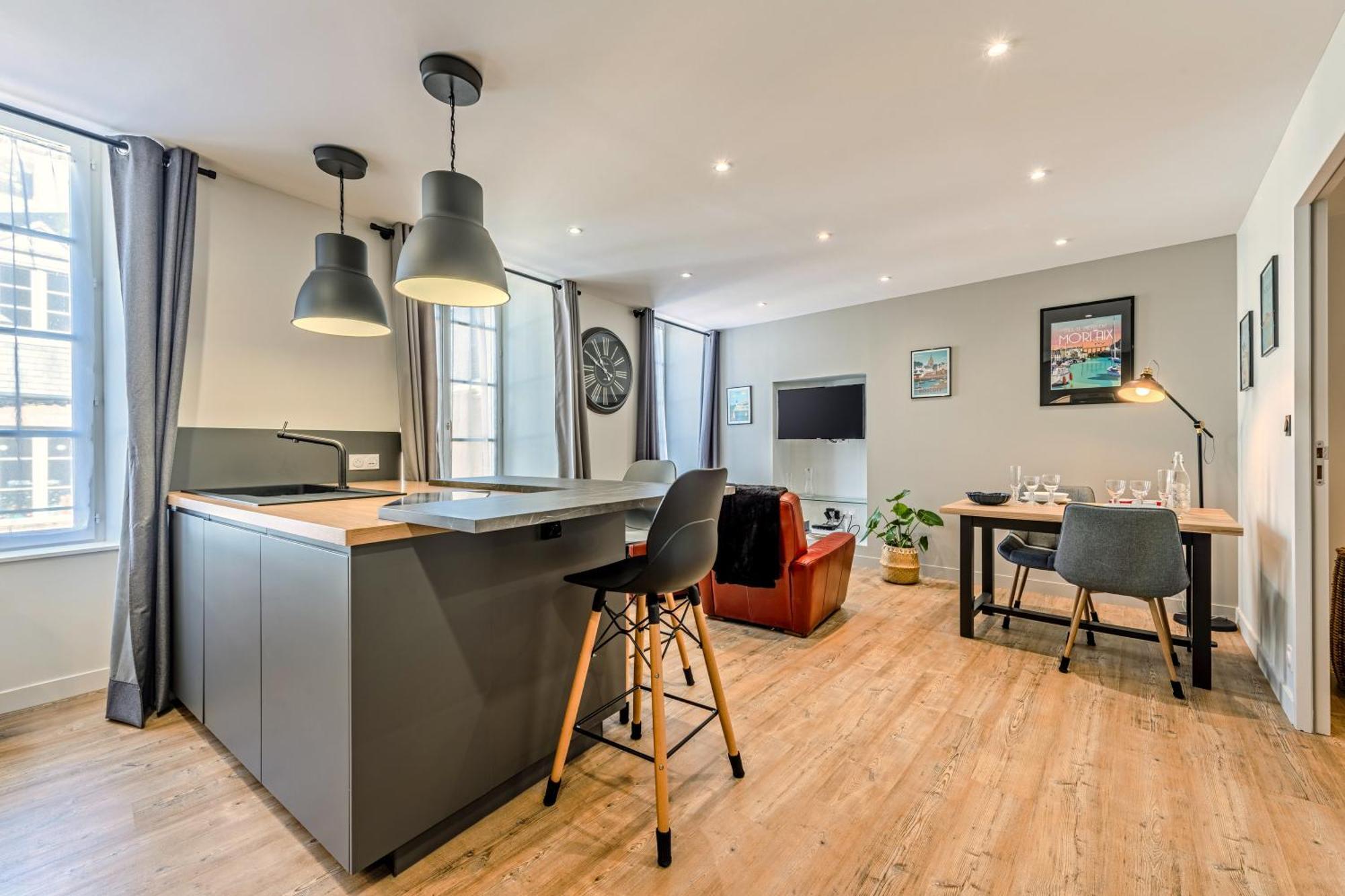 Du Theatre Apartment